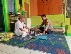 Bhabinkamtibmas Polsek Jatiluhur Polres Purwakarta Sambang Berikan Pesan Kamtibmas