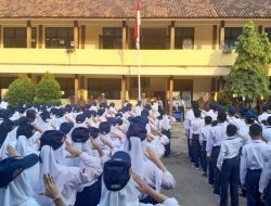 Polres Purwakarta Edukasi Pelajar Akan Keselamatan Berlalulintas Lewat Program Police Goes to School