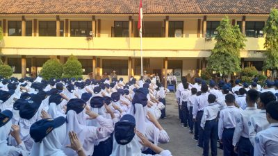 Polres Purwakarta Edukasi Pelajar Akan Keselamatan Berlalulintas Lewat Program Police Goes to School