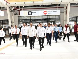 Wapres Gibran Tinjau Kesiapan Stasiun KCIC Karawang dan Infrastruktur Jelang Libur Nataru 2024