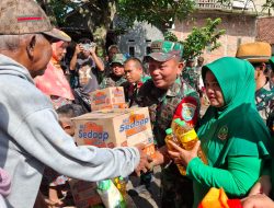 Pasukan Kodim 0619/Purwakarta Gerak Cepat Tangani Longsor di Plered