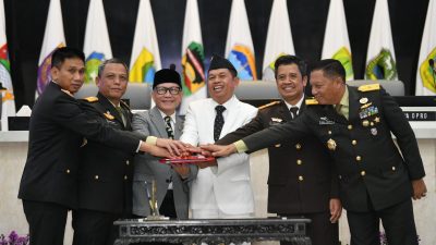 Dedi Mulyadi Resmi Jabat Gubernur Jawa Barat, Fokus pada Infrastruktur dan Realokasi Anggaran