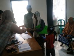 Pemdes Cadassari Salurkan Dana Desa Tahap 1 untuk BLT dan Insentif Guru Ngaji