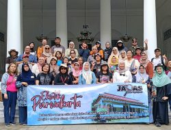 Eksplorasi Heritage Purwakarta, Komunitas Sejarah JAPAS Kunjungi Destinasi Ikonik