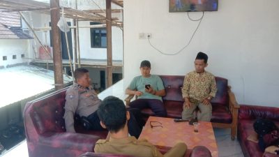 Jum’at Curhat, Kapolsek Plered Dengar Keluhan Masyarakat