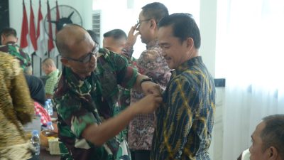 KPH Purwakarta Terima Gelar Warga Kehormatan dari Kodim 0619