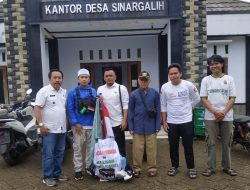 Avi Sopian, Warga Desa Sinar Galih Purwakarta yang Mantapkan Diri Jalan Kaki Menuju Tanah Suci