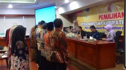 Kepala Dinas Pendidikan Purwakarta Lantik Mohamad Nurshodik sebagai Ketua MKKS SMP Periode 2026–2029